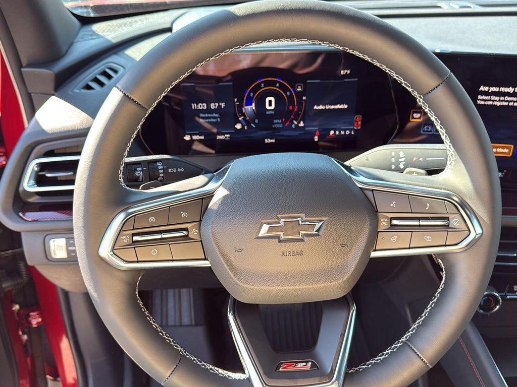 new 2026 Chevrolet Traverse car, priced at $51,440