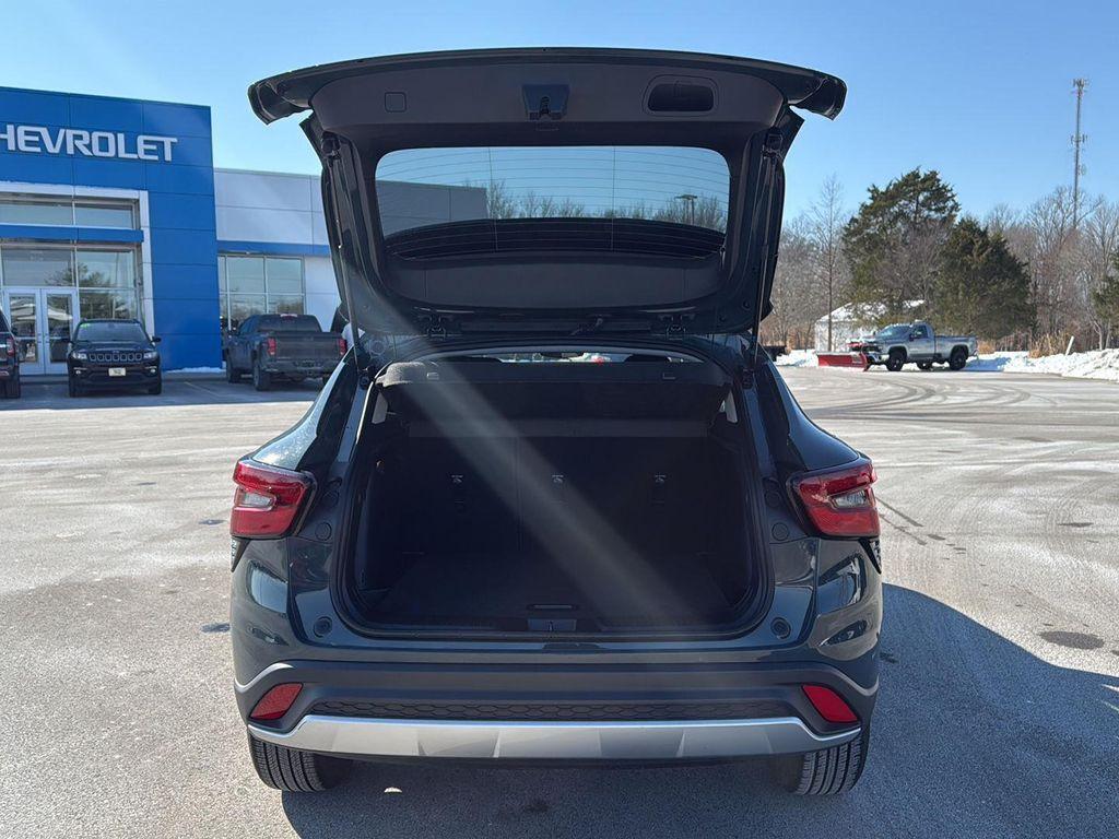 used 2025 Chevrolet Trax car, priced at $20,575