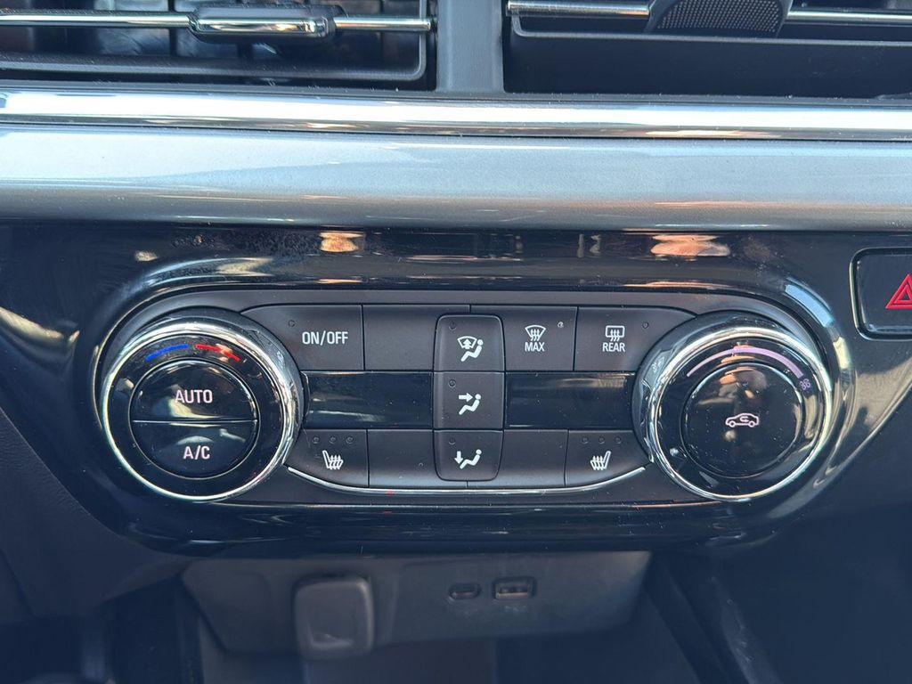 used 2025 Chevrolet Trax car, priced at $20,575