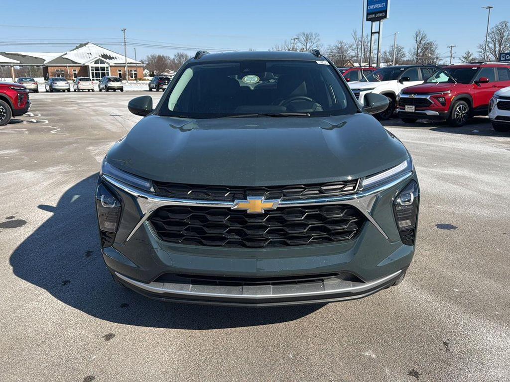used 2025 Chevrolet Trax car, priced at $20,575