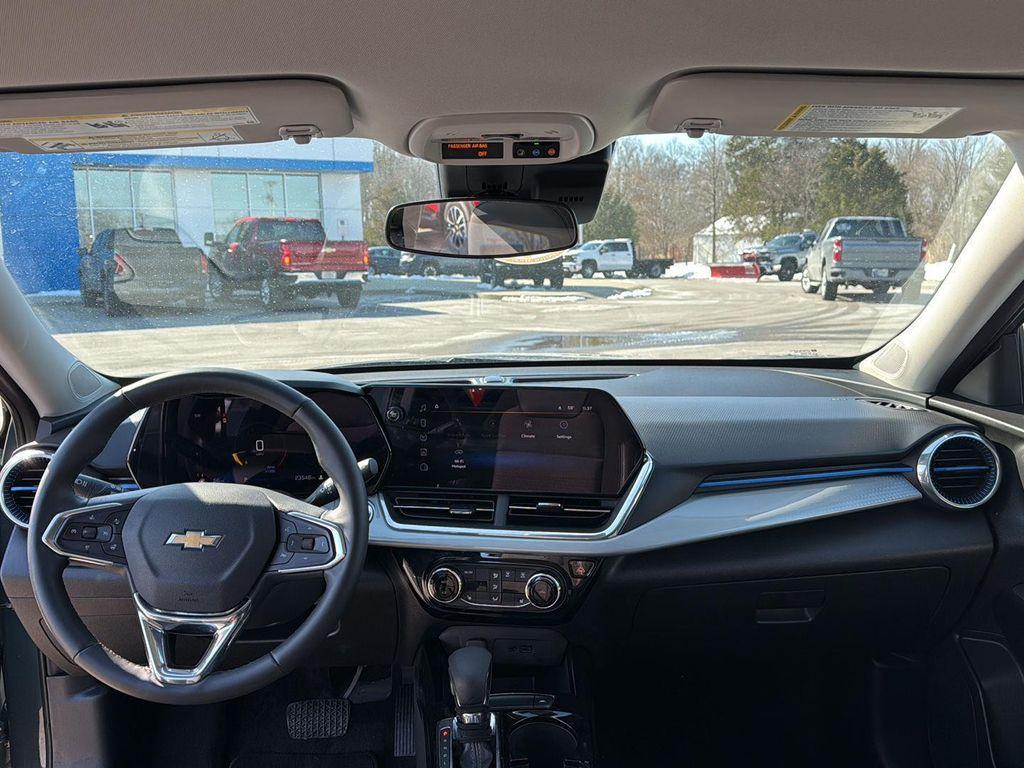 used 2025 Chevrolet Trax car, priced at $20,575