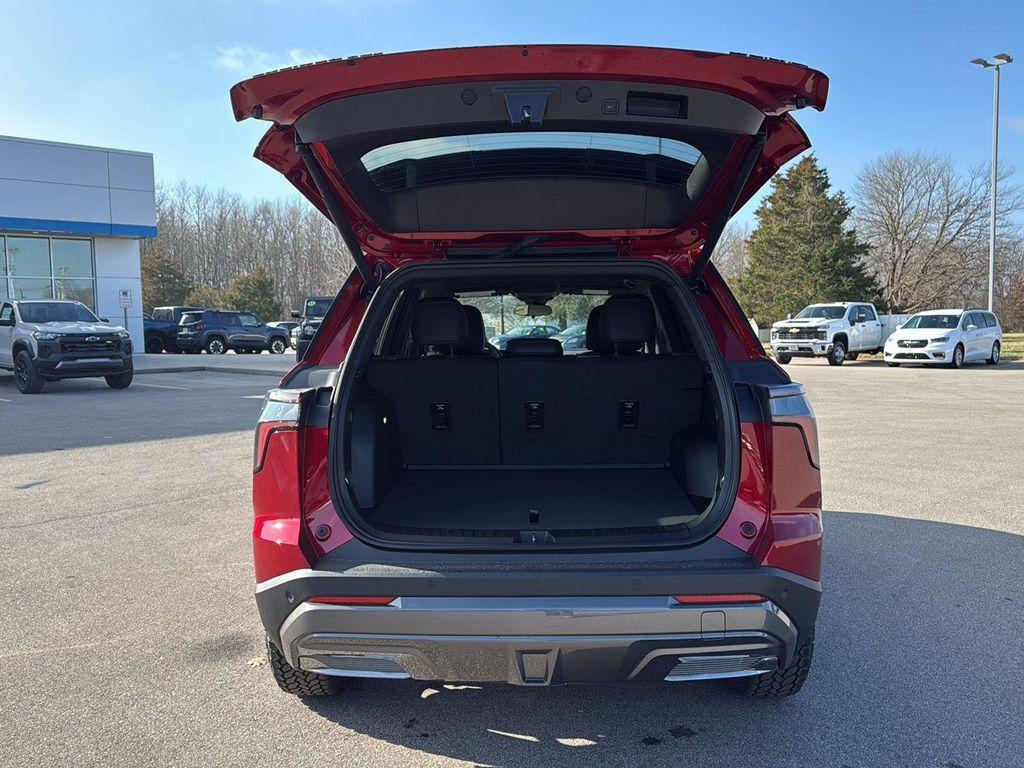 new 2026 Chevrolet Equinox car, priced at $37,890