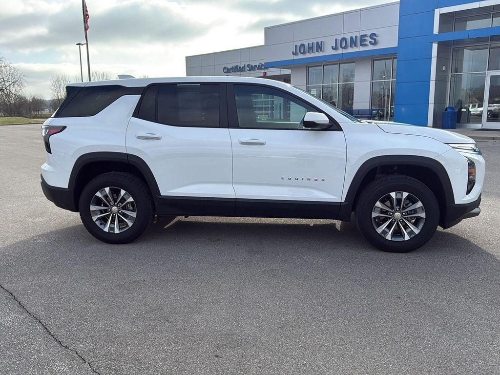 used 2025 Chevrolet Equinox car, priced at $24,532