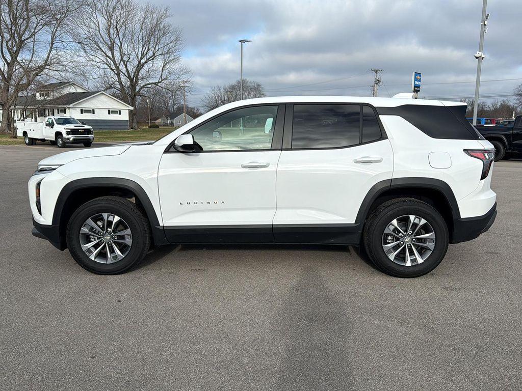 used 2025 Chevrolet Equinox car, priced at $24,532