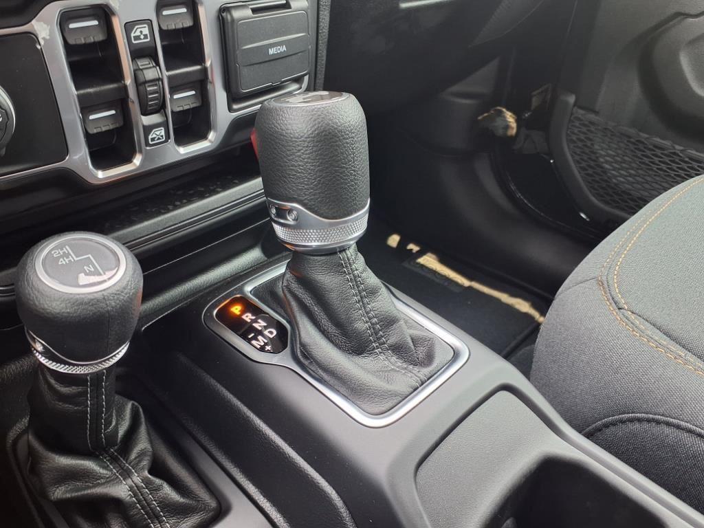 new 2025 Jeep Wrangler car, priced at $44,782