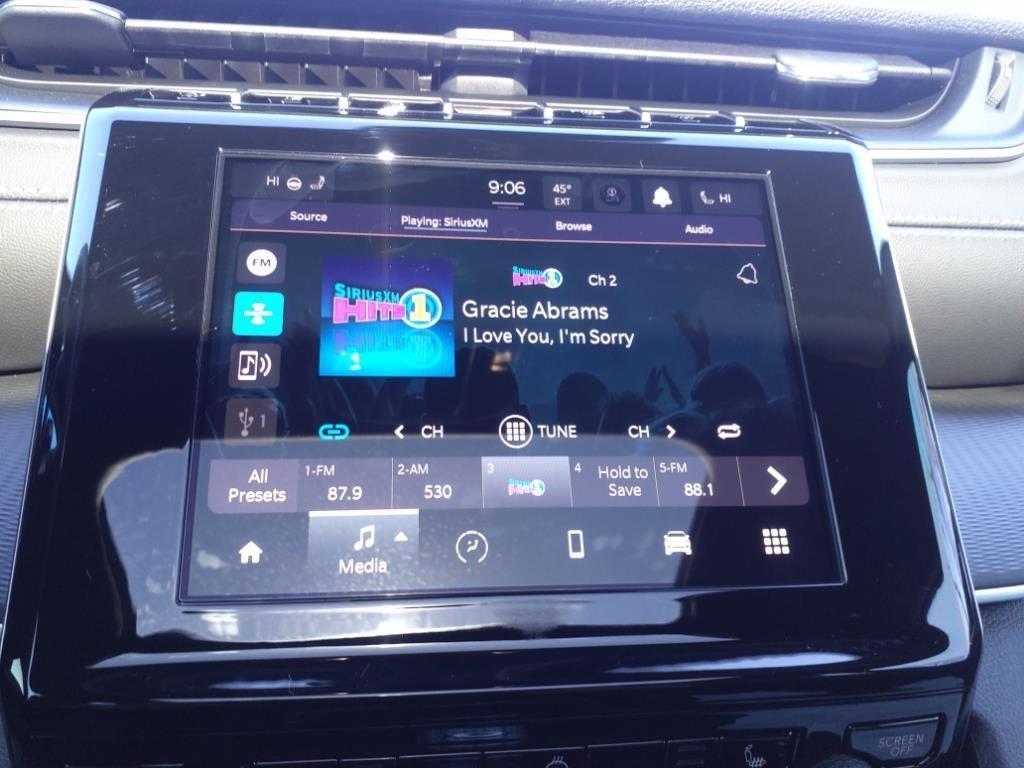 new 2025 Jeep Grand Cherokee car, priced at $36,220