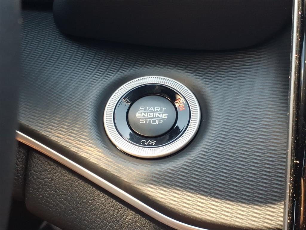 new 2025 Jeep Grand Cherokee L car, priced at $33,848