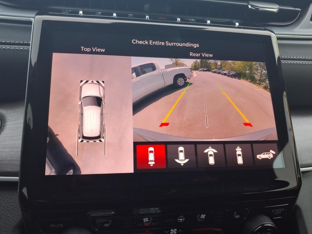 new 2025 Jeep Grand Cherokee car, priced at $44,405