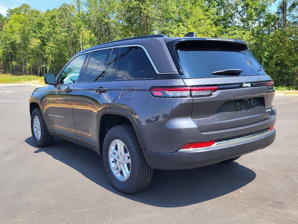 new 2024 Jeep Grand Cherokee car, priced at $43,215
