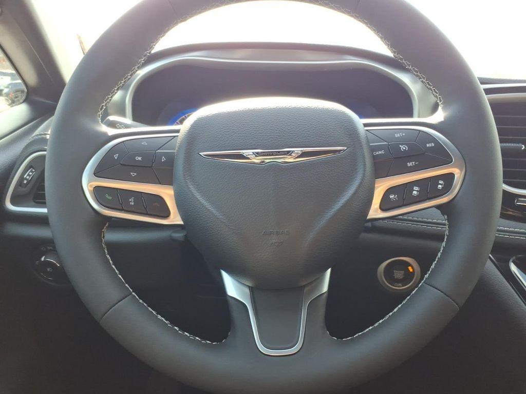 new 2026 Chrysler Pacifica car, priced at $39,935