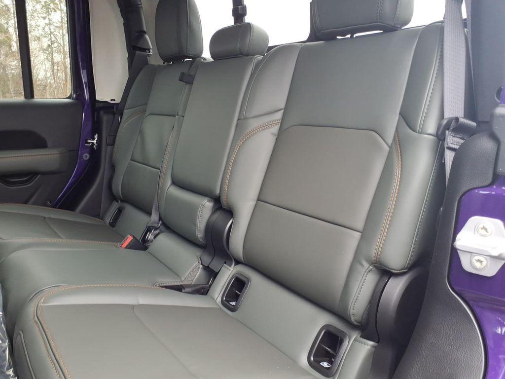 new 2026 Jeep Gladiator car, priced at $59,055