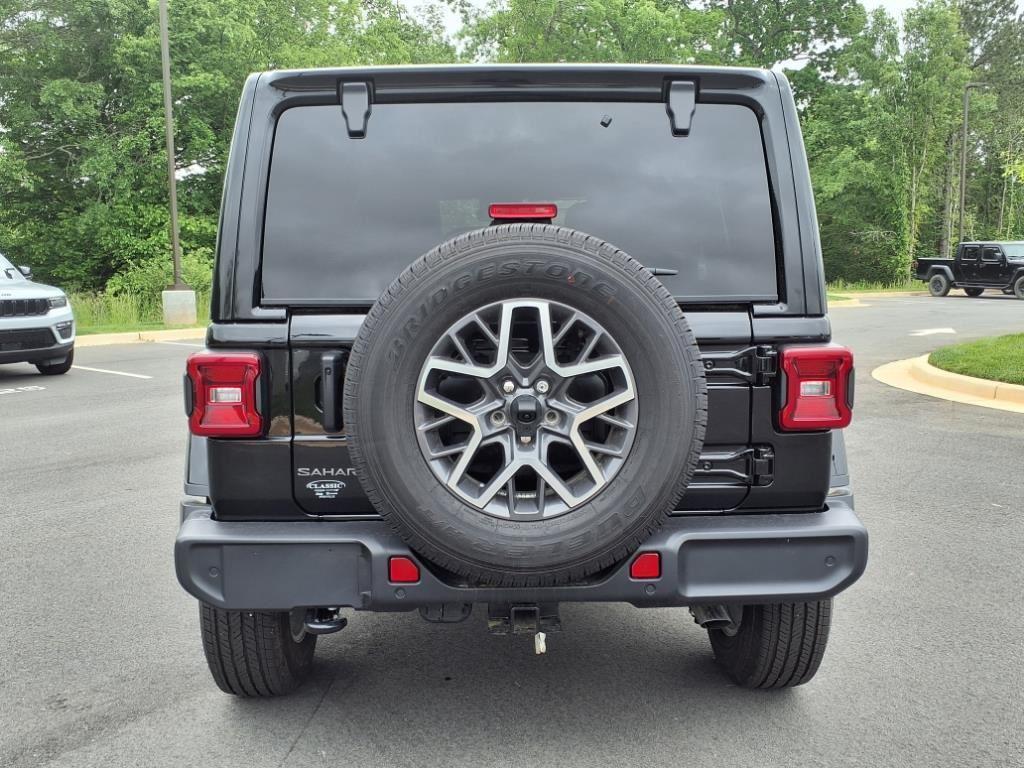 new 2025 Jeep Wrangler car, priced at $59,135