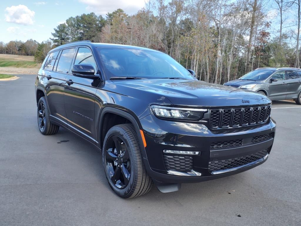 new 2024 Jeep Grand Cherokee L car, priced at $44,998