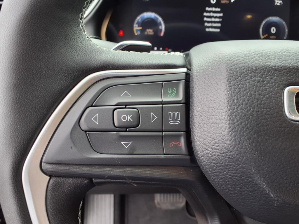 new 2024 Jeep Grand Cherokee L car, priced at $51,425