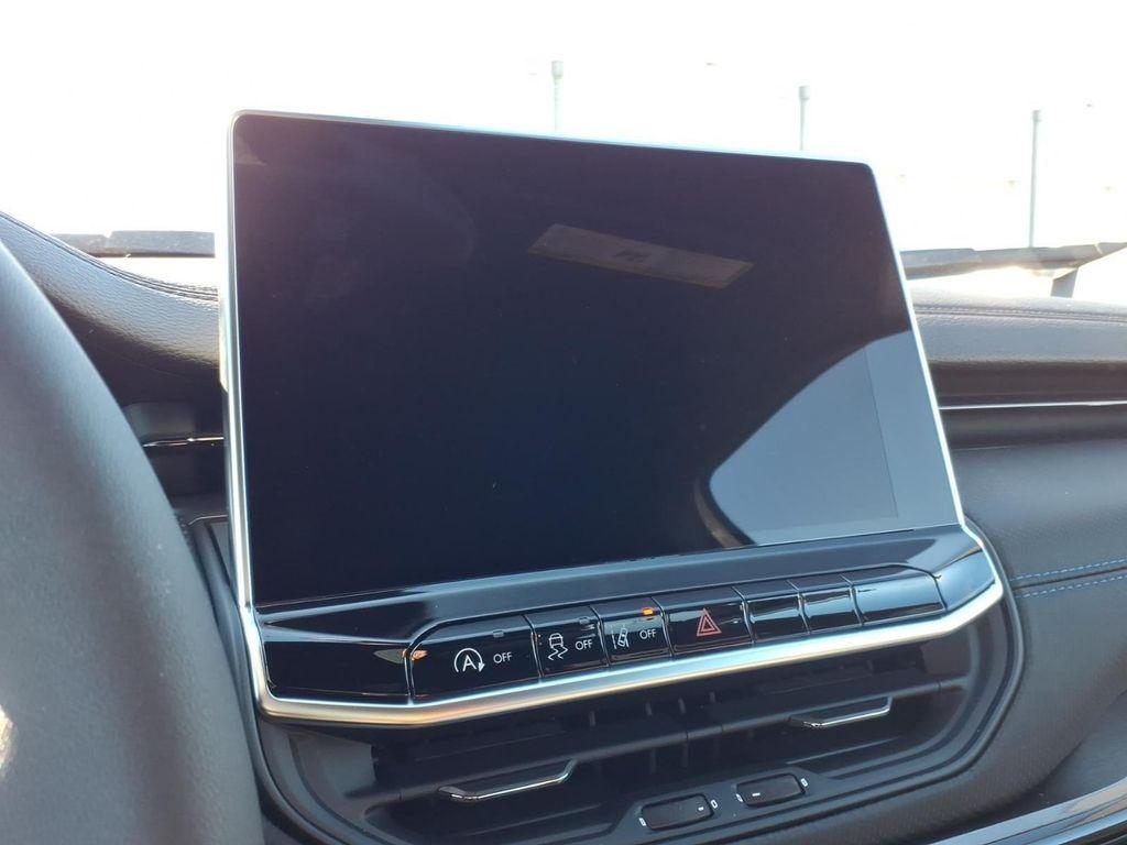 new 2026 Jeep Compass car, priced at $30,460