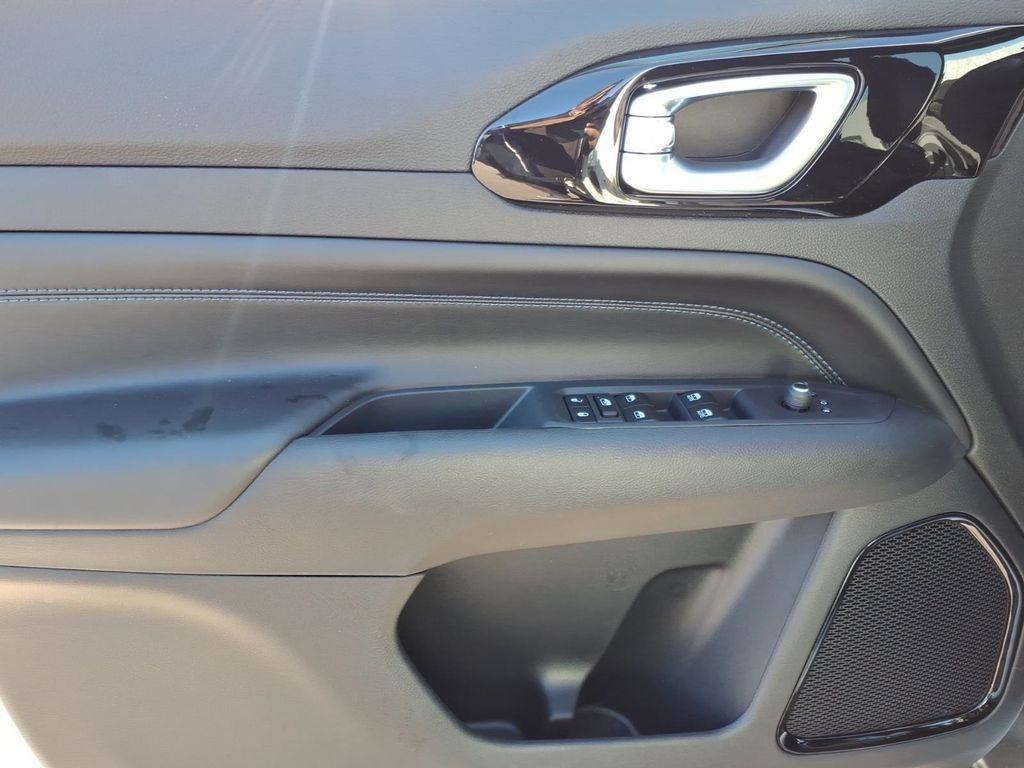 new 2026 Jeep Compass car, priced at $30,460