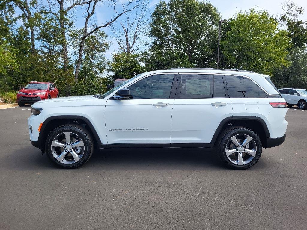 new 2024 Jeep Grand Cherokee car, priced at $57,765