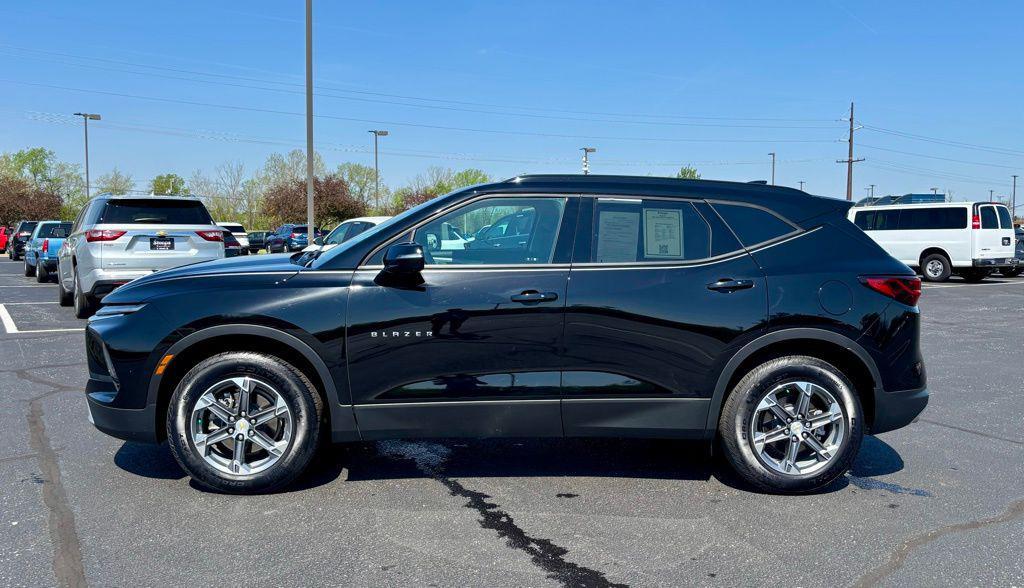 used 2024 Chevrolet Blazer car, priced at $32,136