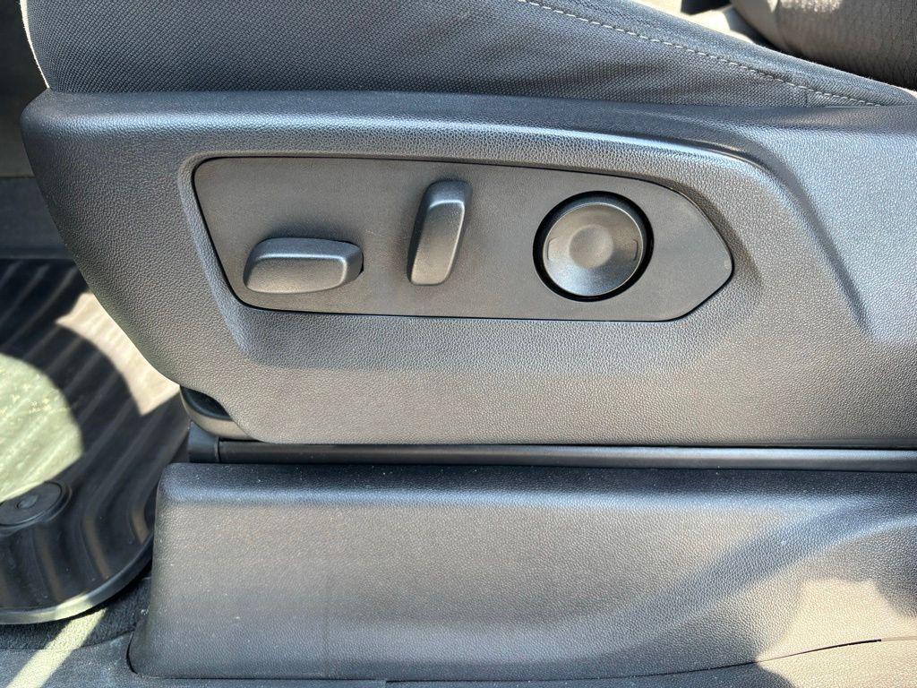 used 2023 Chevrolet Silverado 1500 car, priced at $37,799