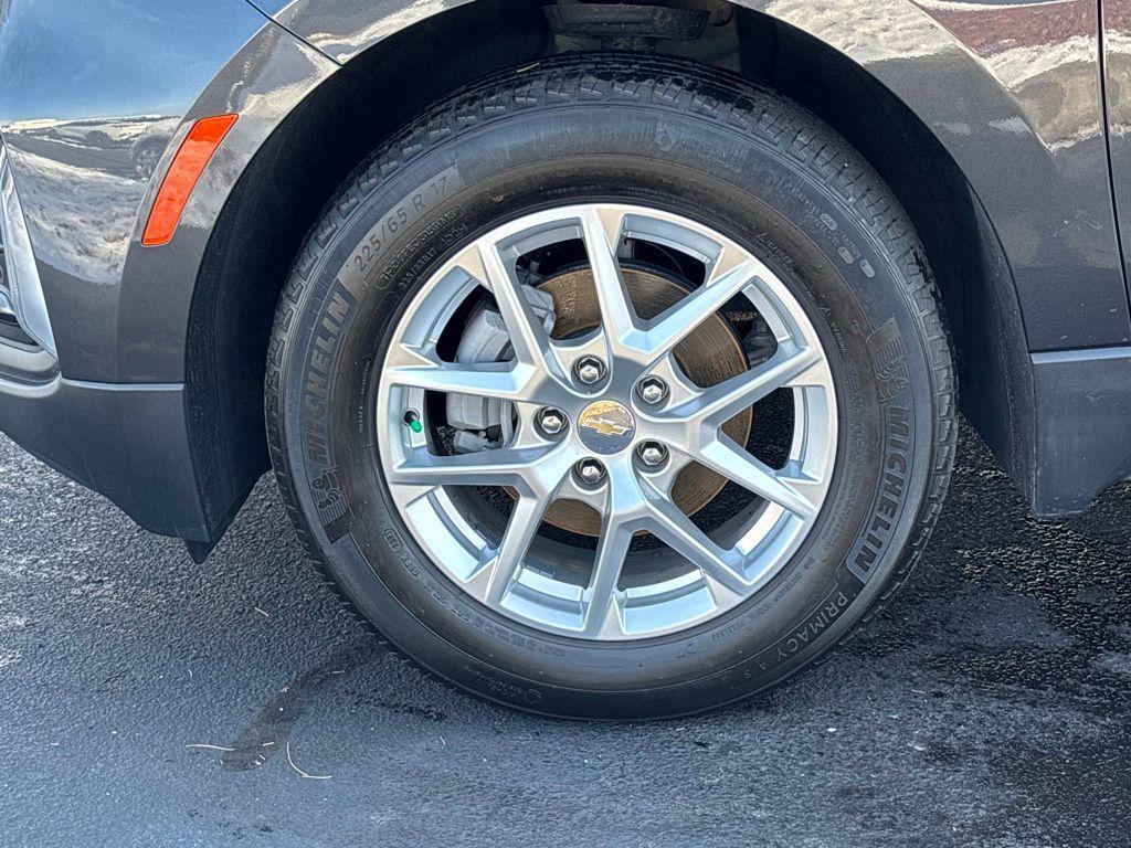 used 2022 Chevrolet Equinox car, priced at $19,286