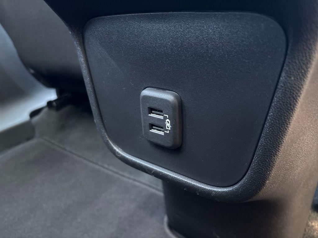 used 2022 Chevrolet Equinox car, priced at $19,286