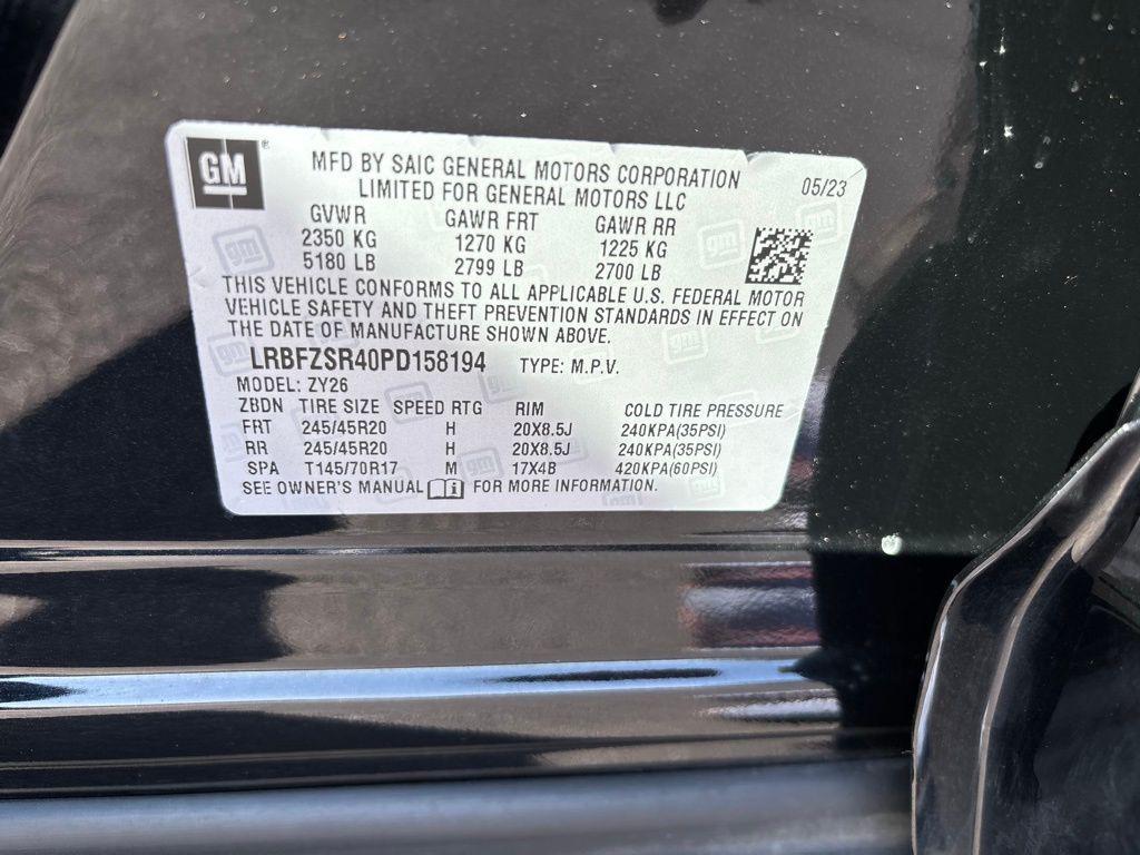 used 2023 Buick Envision car, priced at $33,101