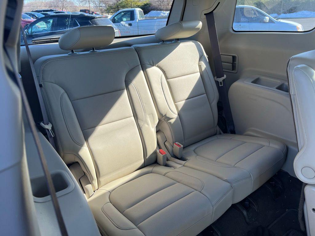 used 2017 GMC Acadia car, priced at $15,764