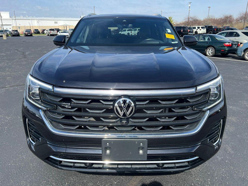 used 2025 Volkswagen Atlas Cross Sport car, priced at $43,380