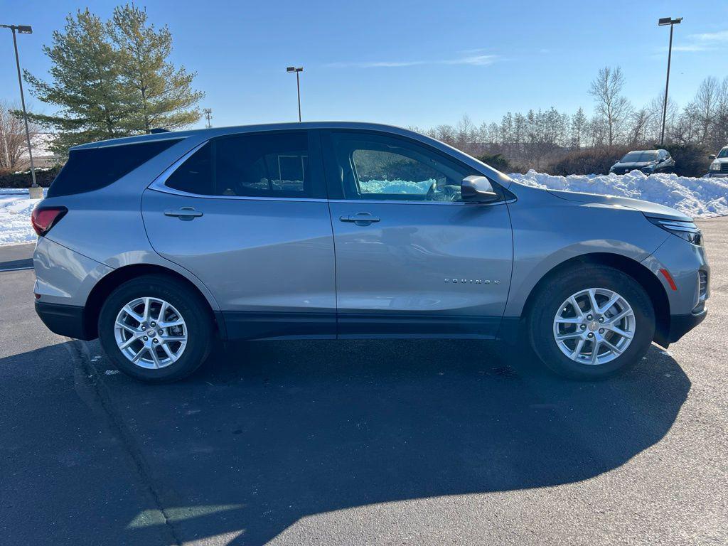 used 2024 Chevrolet Equinox car, priced at $22,354