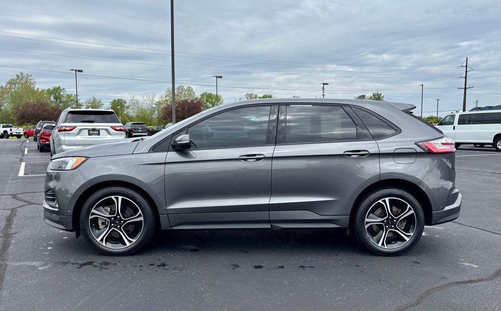 used 2022 Ford Edge car, priced at $28,125
