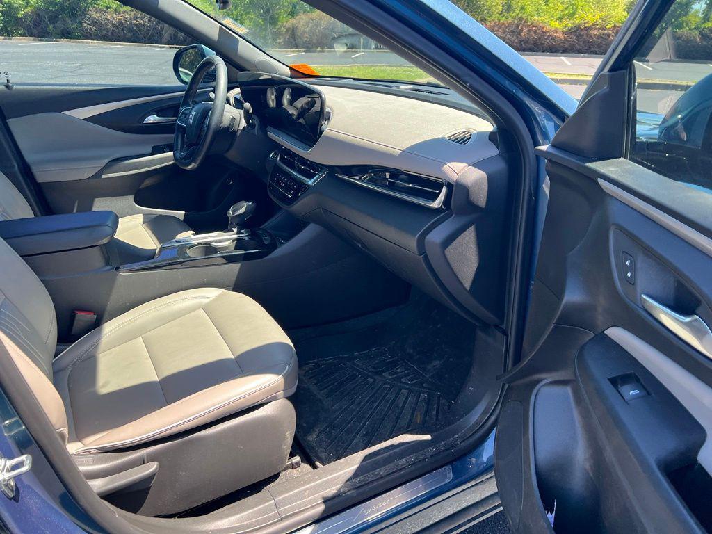 used 2024 Buick Envista car, priced at $25,453