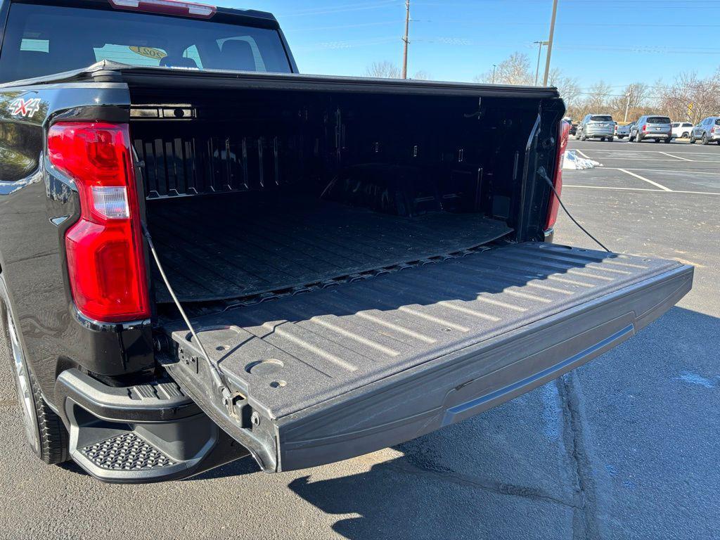 used 2021 Chevrolet Silverado 1500 car, priced at $35,921