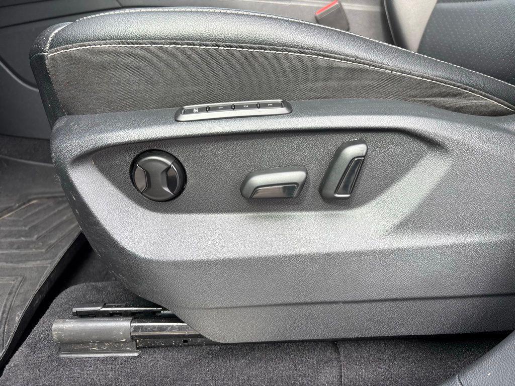 used 2021 Volkswagen Atlas car, priced at $20,238