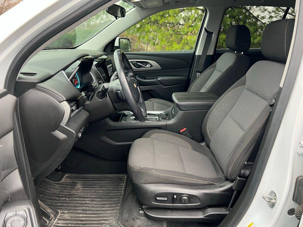 used 2019 Chevrolet Traverse car, priced at $19,650