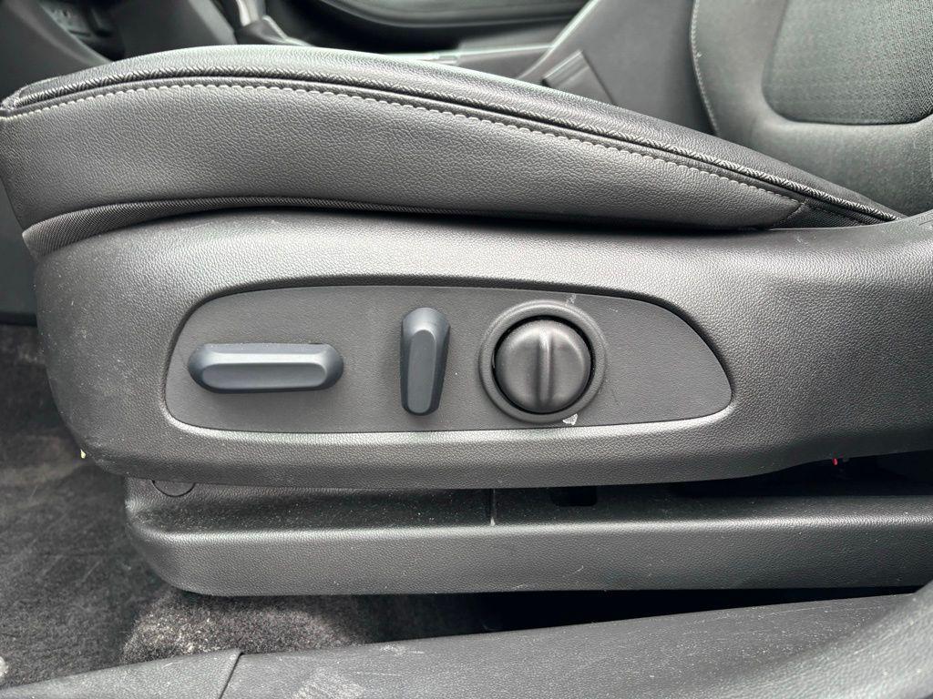 used 2023 Buick Encore GX car, priced at $22,083