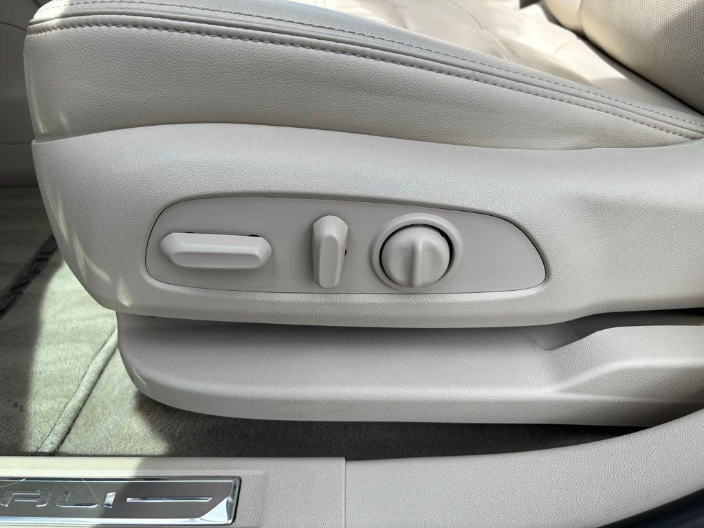 used 2023 GMC Acadia car, priced at $39,325