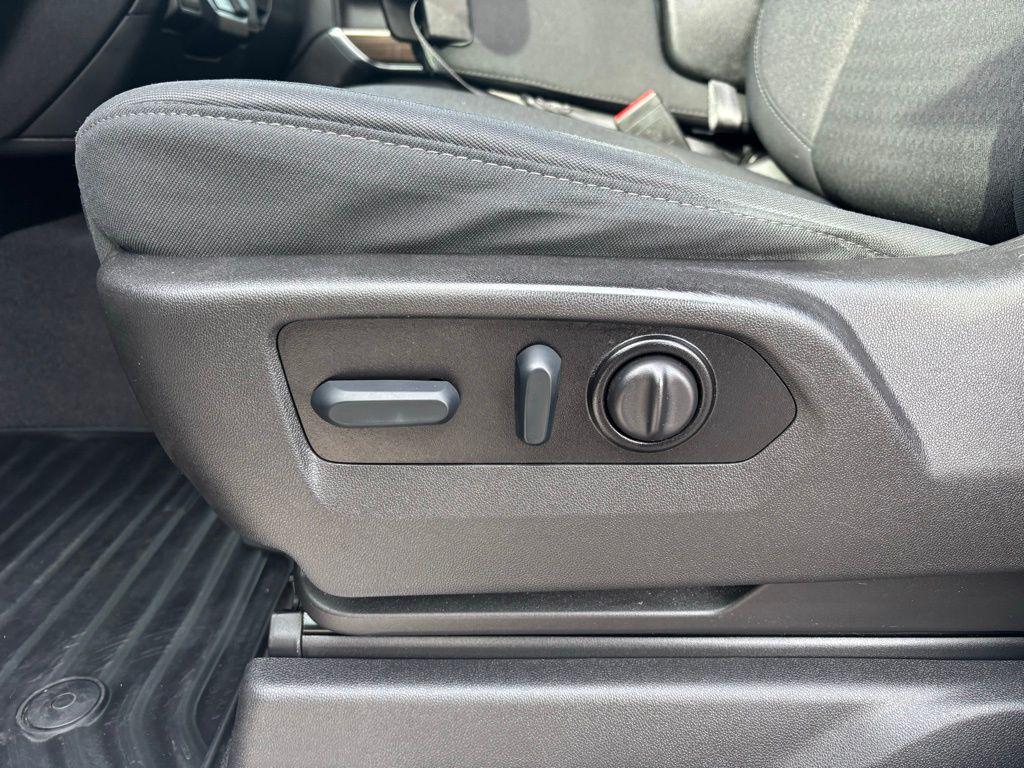 used 2022 Chevrolet Silverado 1500 car, priced at $29,997