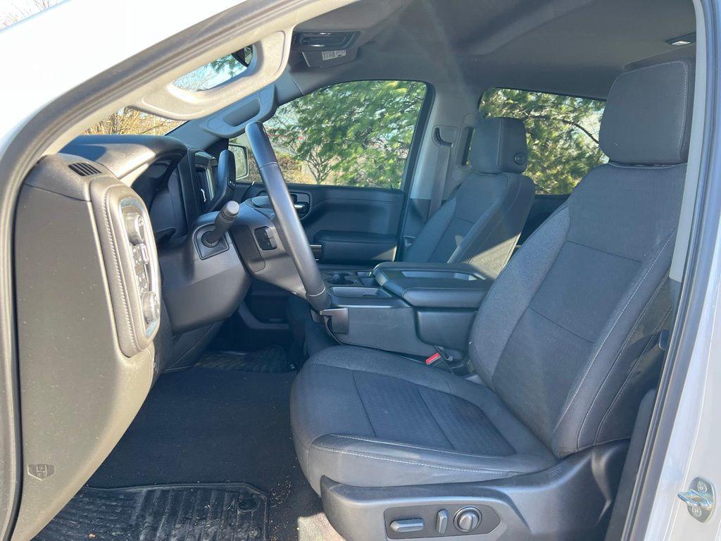 used 2022 Chevrolet Silverado 1500 car, priced at $30,892