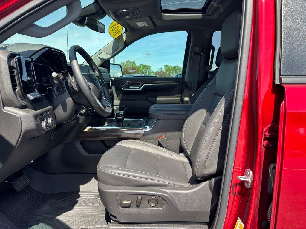 used 2023 Chevrolet Silverado 1500 car, priced at $46,911
