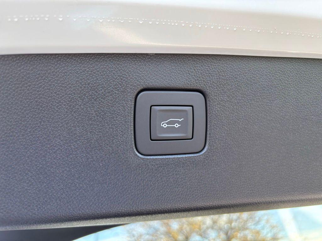 new 2026 Buick Envista car, priced at $28,195