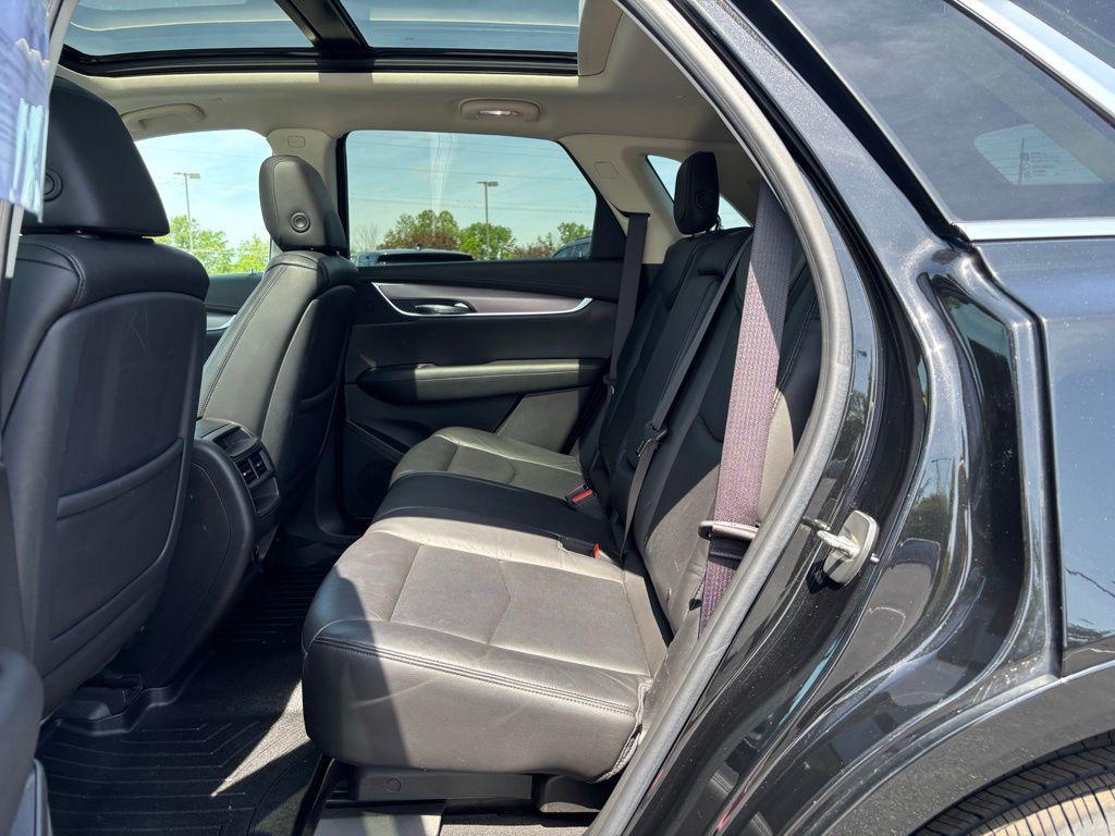 used 2017 Cadillac XT5 car, priced at $18,983