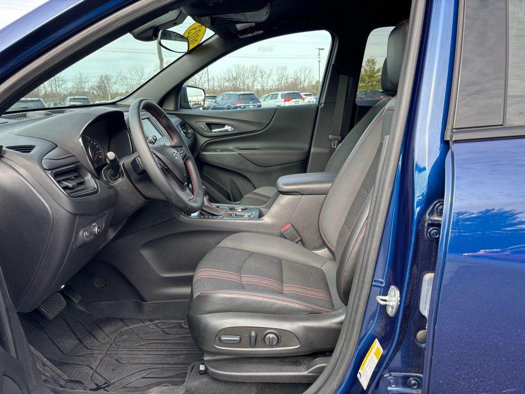 used 2023 Chevrolet Equinox car, priced at $25,053