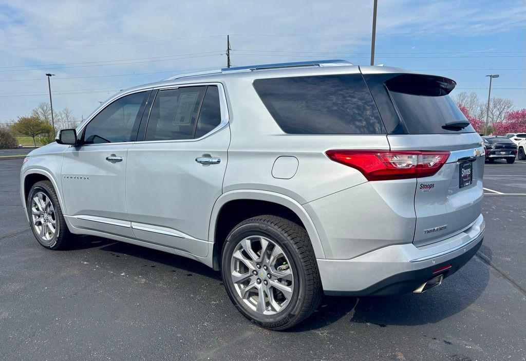 used 2019 Chevrolet Traverse car, priced at $22,397