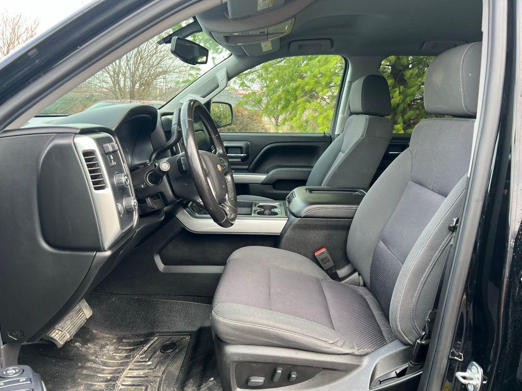 used 2018 Chevrolet Silverado 1500 car, priced at $23,618