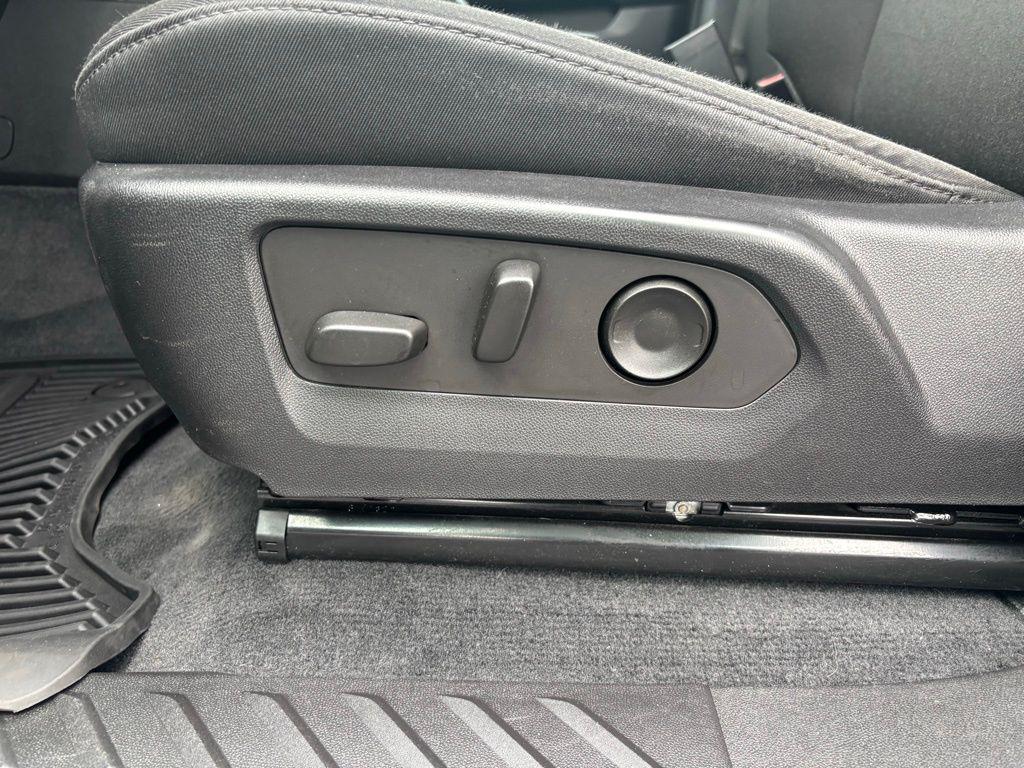 used 2023 Chevrolet Colorado car, priced at $29,492