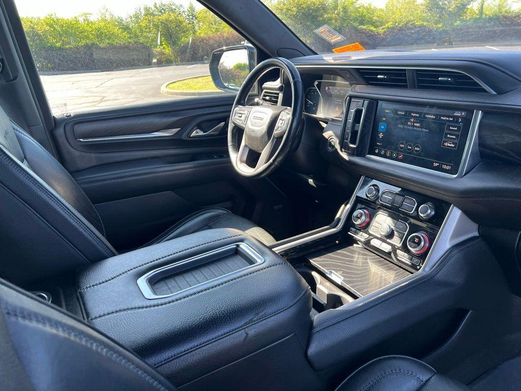 used 2021 GMC Yukon car, priced at $35,291