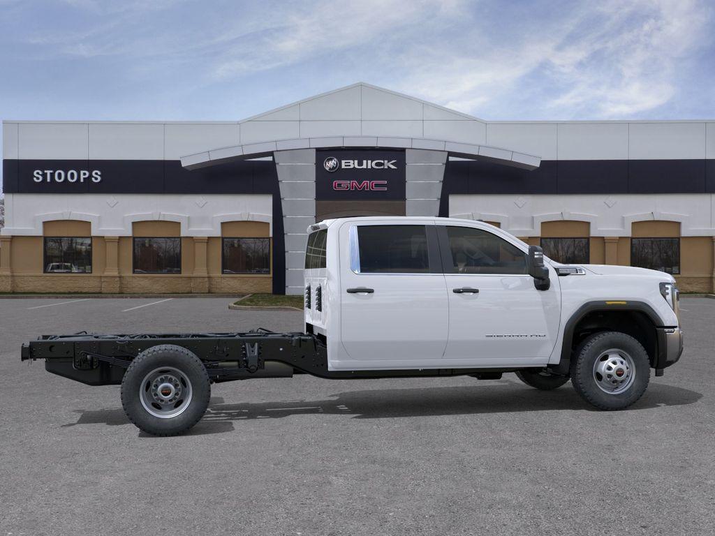 new 2025 GMC Sierra 3500 car