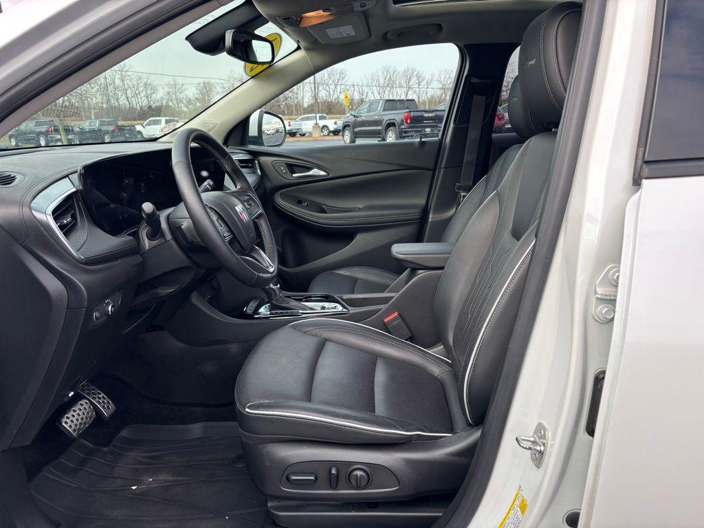 used 2024 Buick Encore GX car, priced at $25,791