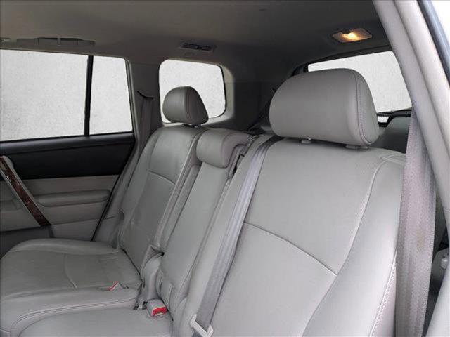 used 2013 Toyota Highlander car, priced at $14,097