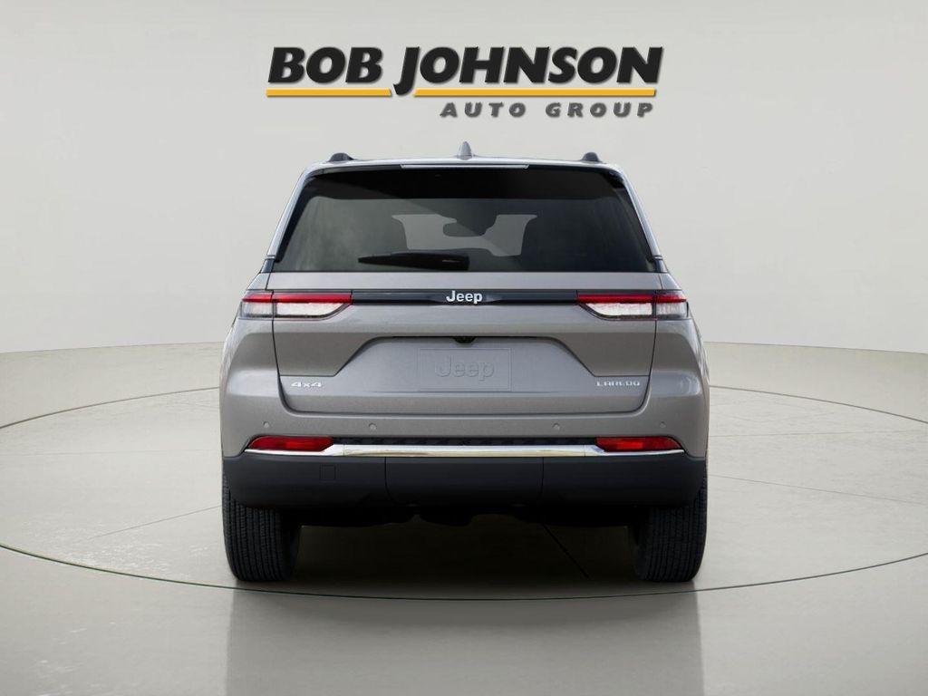 new 2026 Jeep Grand Cherokee car, priced at $44,730